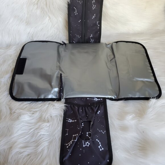 Nike/Jordan/Hurley Baby Coverall Hooded Bundle with Portable Changing Pad SZ 18M - Picture 11 of 14